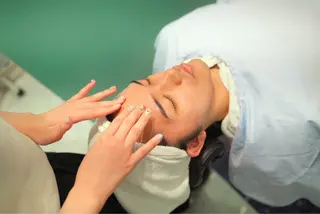 メンズ メンズ・レディース シェービングAnのヘアスタイル