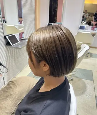 ショート カラー 透明感カラー/ くびれヘア/ユウユのヘアスタイル