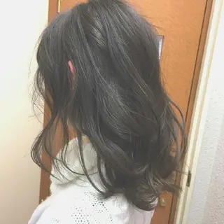 カラー セミロング ミディアム ロング 100%髪質改善特化 TRUNSのヘアスタイル