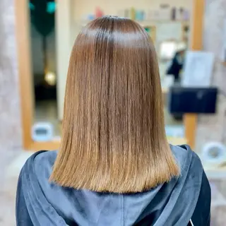 セミロング YELLOW CORN 金沢文庫所属・【金沢文庫4分】髪質 改善/縮毛矯正アラタのヘアスタイル