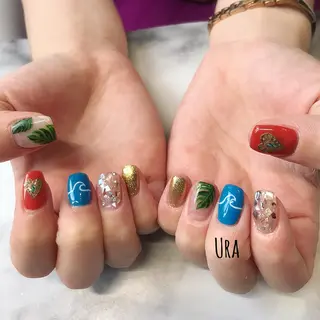 ネイル UrakoNail 《nail》のネイルデザイン