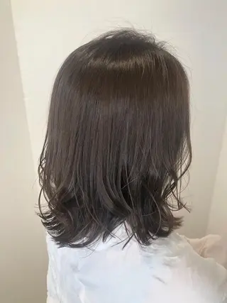 ミディアム カラー Lee大阪店所属・店長　濱口 花菜　美髪整形のヘアスタイル