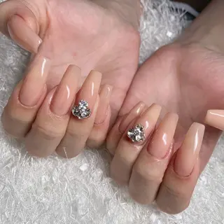 ネイル Nail&eye Belire 新宿のネイルデザイン