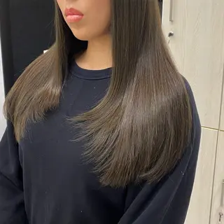 ロング カラー 顔まわりカラー特化 赤津百合絵のヘアスタイル