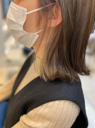 ミディアム sea's所属・ヒラカホ/矢場町/ ブリーチ/似合わせのヘアスタイル