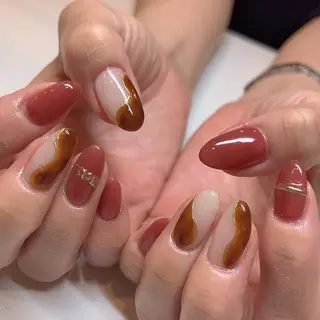 ネイル ヤマダ サクラのヘアスタイル