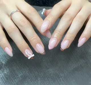 ネイル Kaka_ パラジェル、長さだしのネイルデザイン