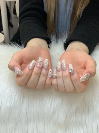 ネイル Cloudy Chan 歌舞伎町のネイルデザイン