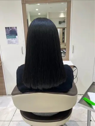 ロング ハイトーン/レイヤー 藤田健太郎のヘアスタイル