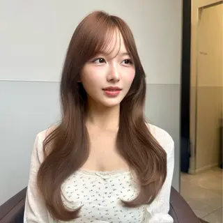 ロング カラー 津田 怜果のヘアスタイル