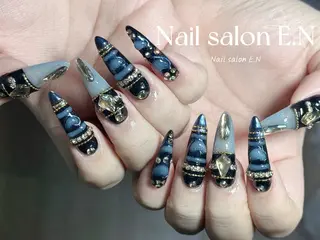 ネイル E.N🦋 長さ出し/持ち込みのネイルデザイン