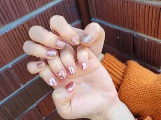 ネイル ショート 櫛の屋浜口店所属・櫛の屋浜口店 sumireのネイルデザイン