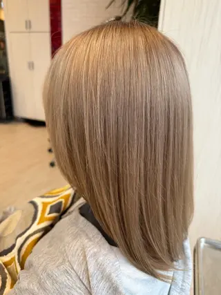 ミディアム 松尾 怜奈のヘアスタイル