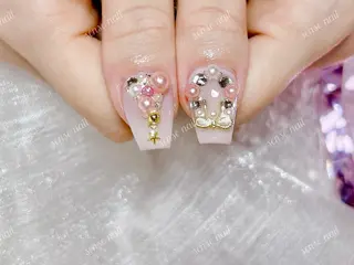 ネイル Kurieitibu 🍬Byu~tīのネイルデザイン