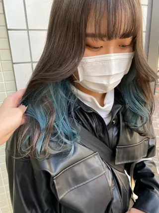 ロング カラー サカグチユキナ 【tocca】のヘアスタイル