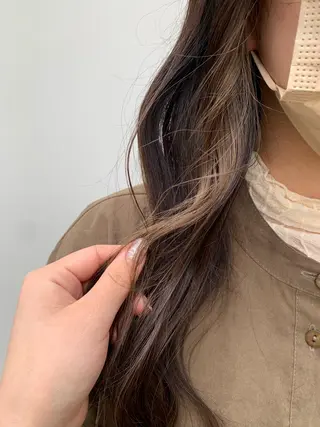 ロング 🎀FERIA梅田 出村谷　沙保🎀のヘアスタイル