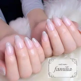 ネイル -nailroom- familiaのネイルデザイン