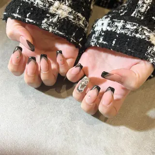 ネイル nailstudio ′ecole所属・nailstudio ′ecoleのネイルデザイン