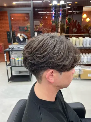 ショート メンズパーマ 毛流れ/シャドウのヘアスタイル