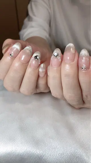 ネイル Legit nail salonのネイルデザイン