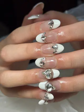 ネイル ✴︎ Delightのネイルデザイン