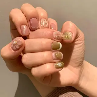 ネイル ウシク ミユキのネイルデザイン