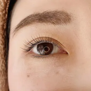 マツエク・マツパ hairdressing salon　mulum所属・Kasumi 店長のマツエク・マツパデザイン