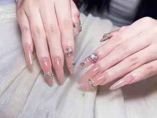 ネイル Lumina _ Harukaのネイルデザイン