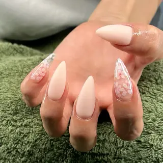 ネイル MHR nailのネイルデザイン