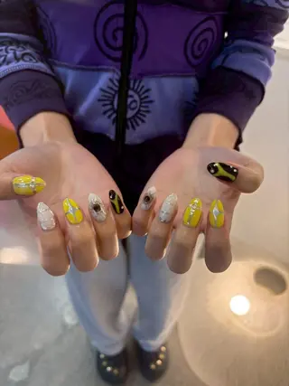 ネイル whitepaper 🎀airiのネイルデザイン