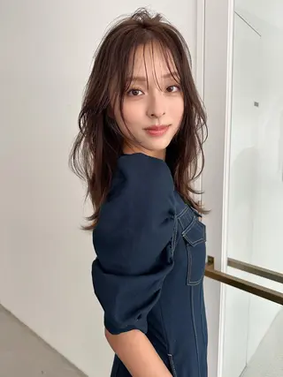 ロング 鎌倉 彩のヘアスタイル