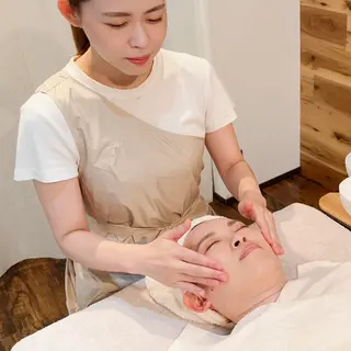 emiiny所属・emiiny 🌿フェイシャルのエステ・リラクイメージ