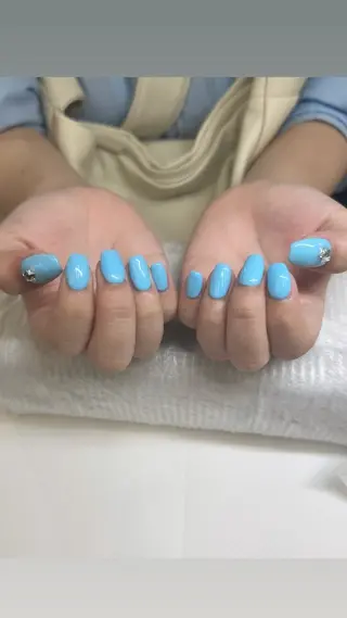 ミディアム MAXKELLY KAORIのネイルデザイン