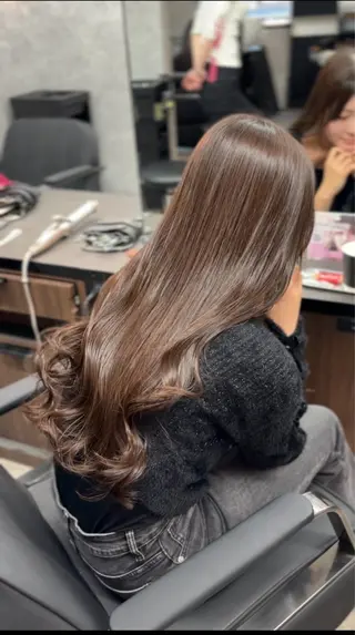 ロング 最高級人毛 100%エクステ茉央のヘアスタイル