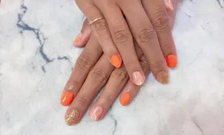 ネイル ネイルリボン 受付スタッフのネイルデザイン