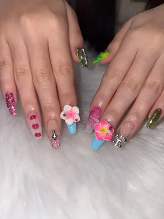 ネイル 👽個性派ネイル🎀 komachiのマツエク・マツパデザイン