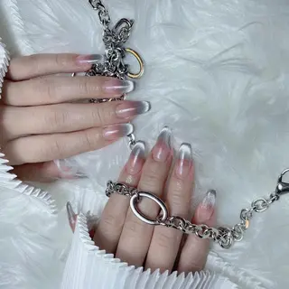 ネイル RAFFINE 月🦋🩵のネイルデザイン