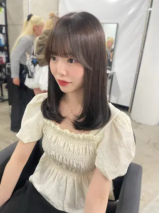 セミロング レイヤーカット/ 縮毛矯正/ミサキ💐のヘアスタイル