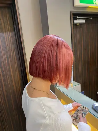 ミディアム カラー noa 寒色系カラーブリーチのヘアスタイル