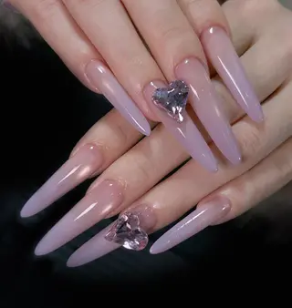 ネイル Pure&Rich Nailのネイルデザイン