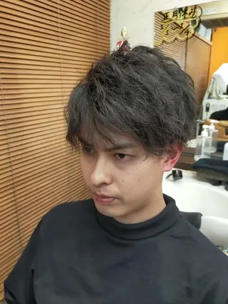 ショート パーマ おしゃれさろんオオキ所属・男を磨く Barber オオキのヘアスタイル