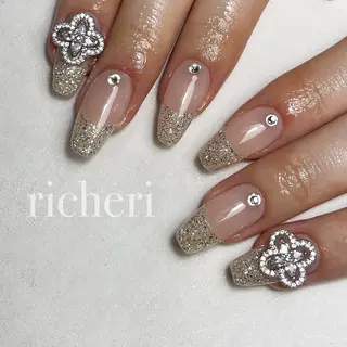 ミディアム ネイル richeri beautyのネイルデザイン