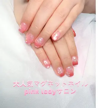 ネイル pink ladyサロン所属・べ にのネイルデザイン