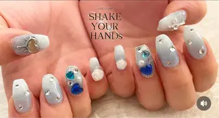ネイル ネイルスタジオ シェイクユアハンズのネイルデザイン