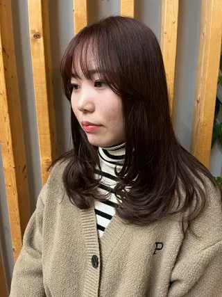 セミロング 🫧艶感カラー/ あいり🤍のヘアスタイル