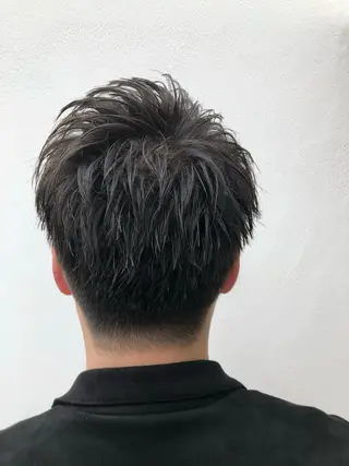 ショート メンズ 西山 良波のヘアスタイル