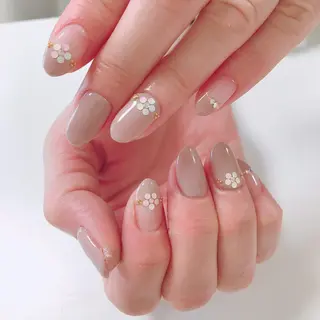 ネイル Lily Roseスタッフ一同のマツエク・マツパデザイン