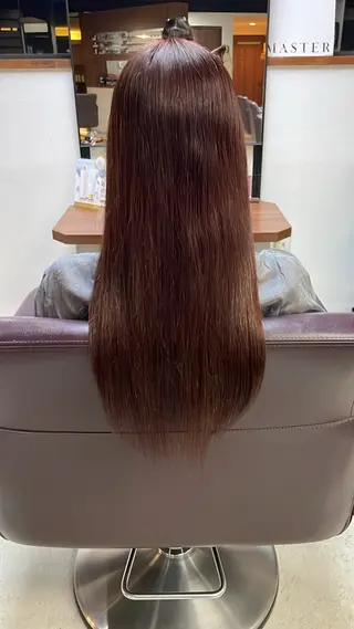 ロング カラー 石川 明歌音のヘアスタイル