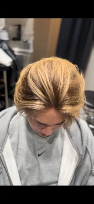 カラー メンズバレイヤージュ /町田木村悠月のヘアスタイル