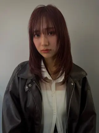 セミロング ROSTAR セイゴのヘアスタイル